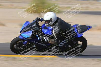 media/Oct-08-2022-SoCal Trackdays (Sat) [[1fc3beec89]]/Turn 9 Inside (10am)/